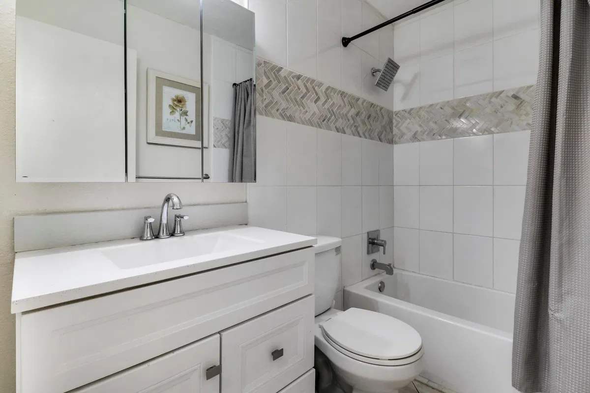  Residence photo 28