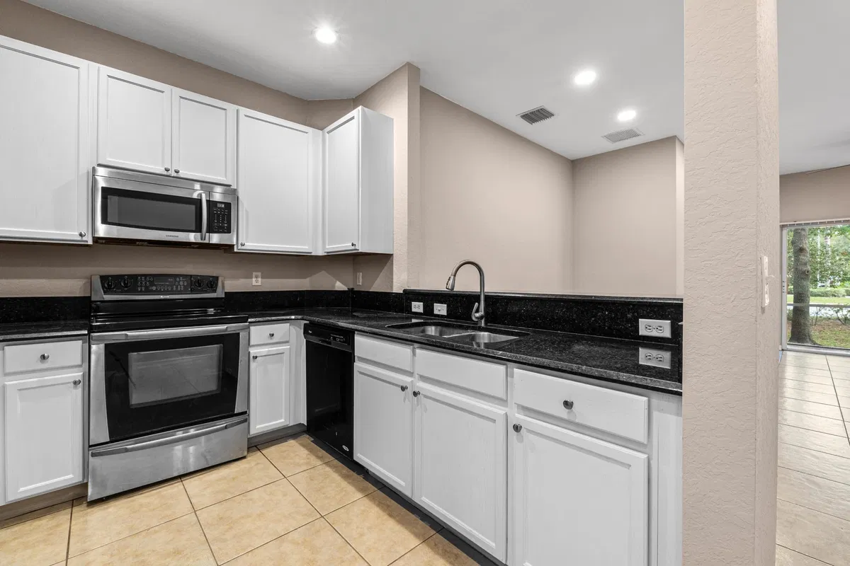 Residence photo 7