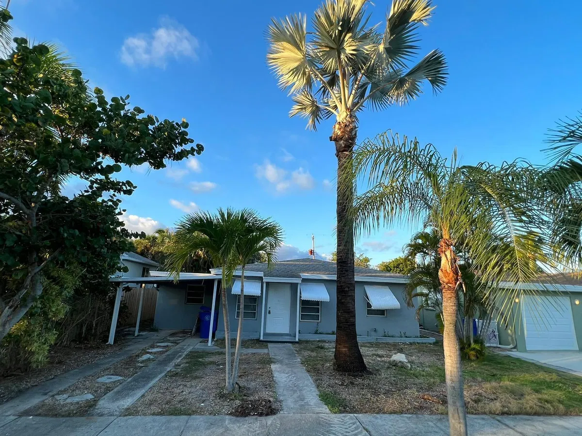 Residence photo 19