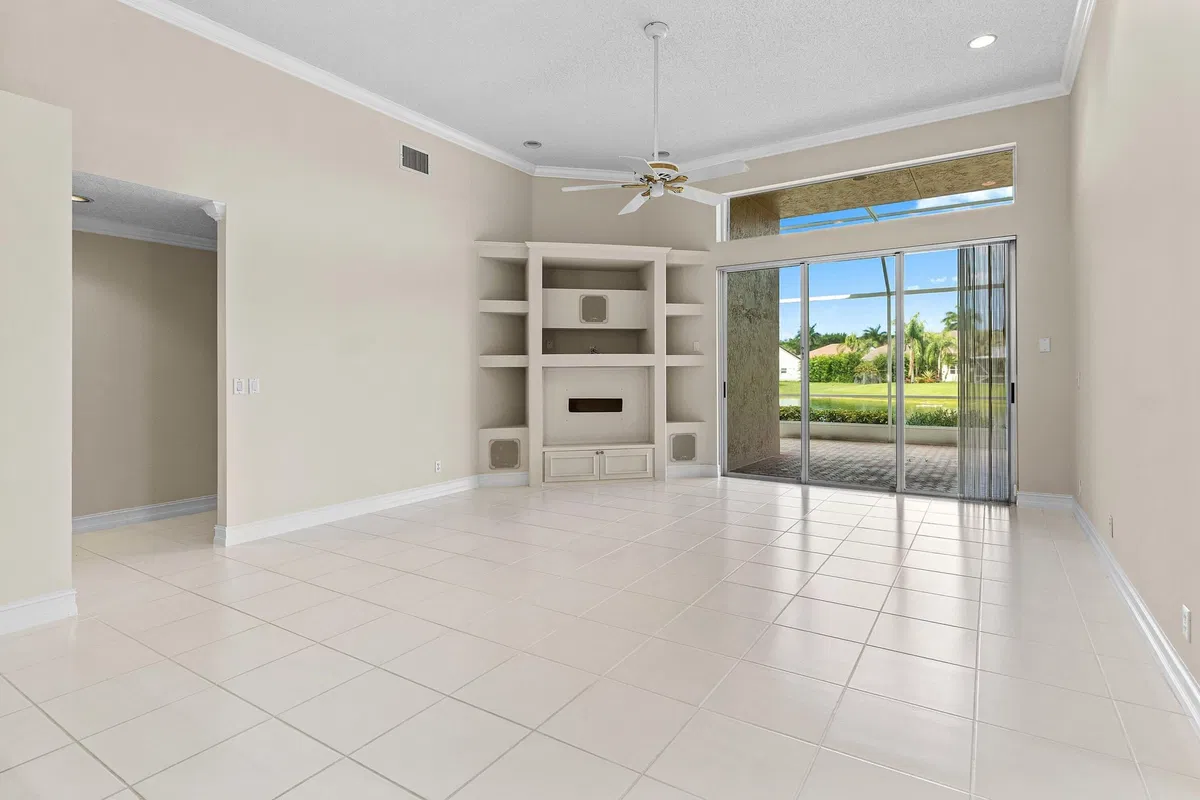 Boca Isles Residence photo 13