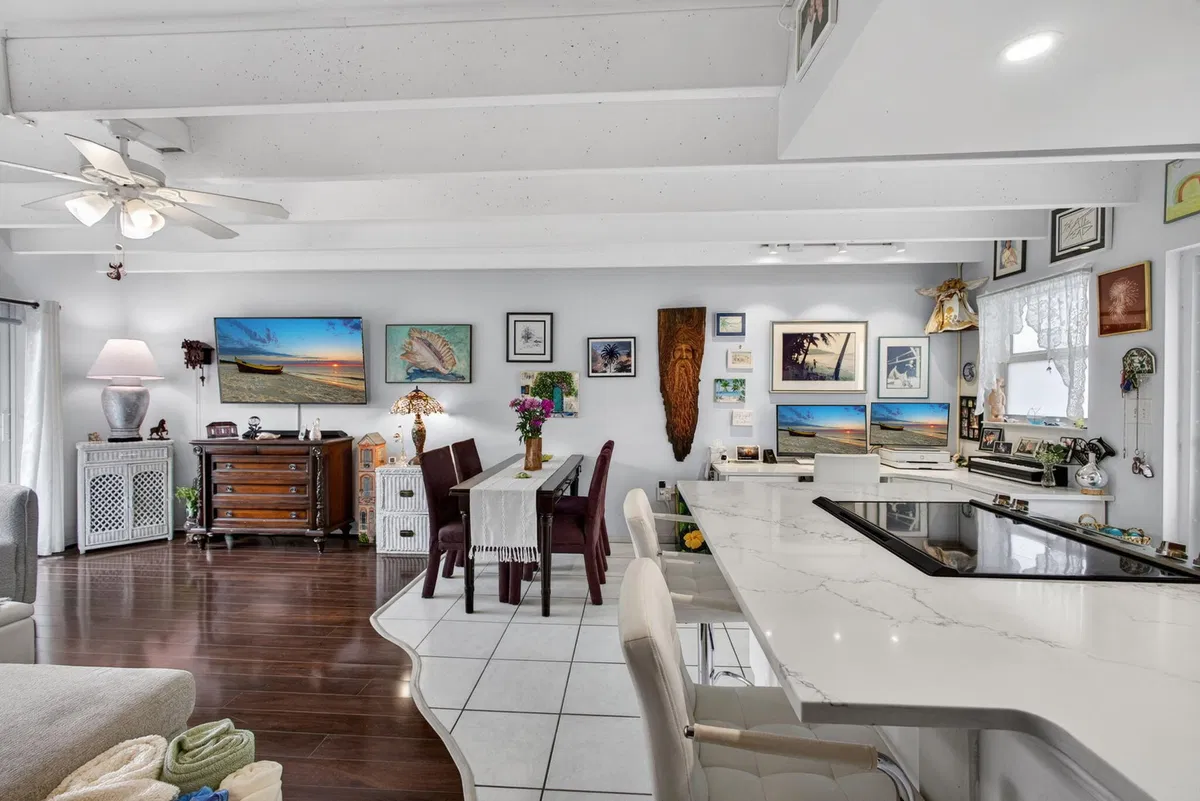 4001 S Ocean South Palm Beach Unit 218 photo 10
