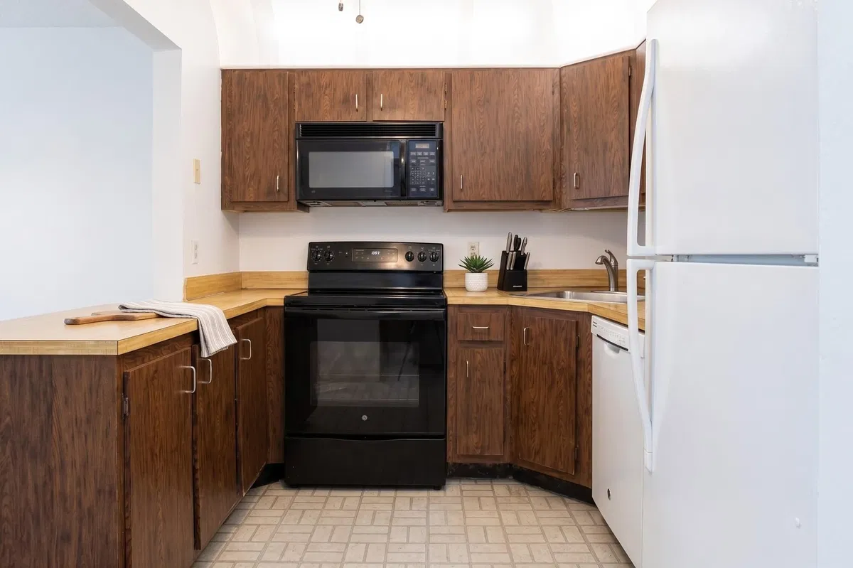  Unit B-2 photo 7