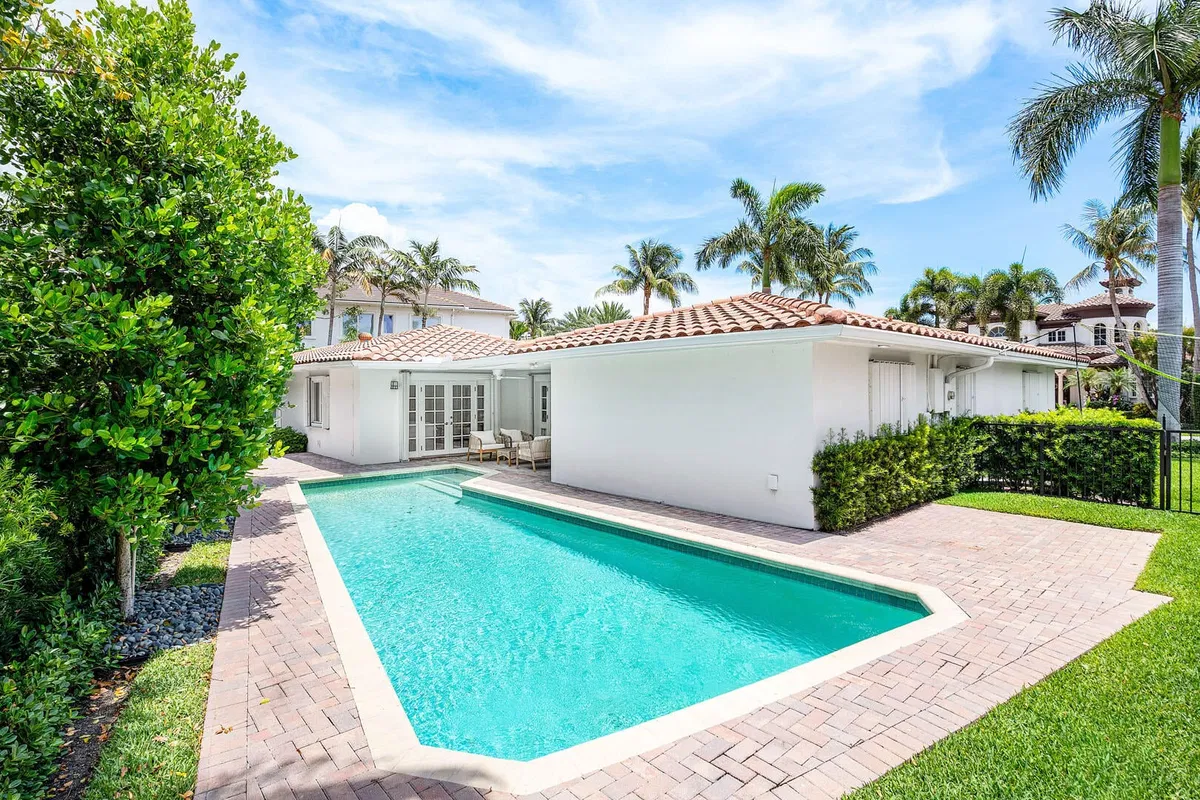 Royal Palm Yacht and Country Club Residence photo 19