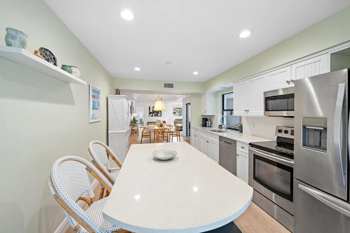 Jonathan's Landing Jupiter FL Unit 206 photo 10
