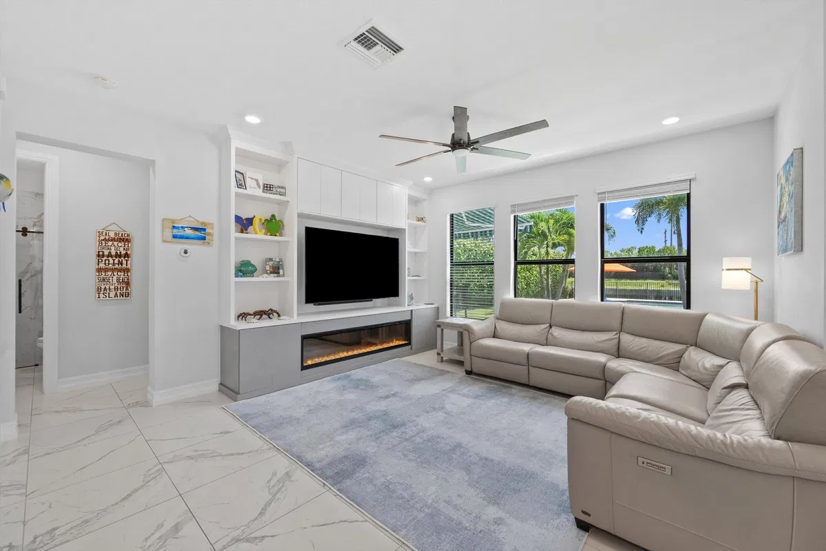  Residence photo 28