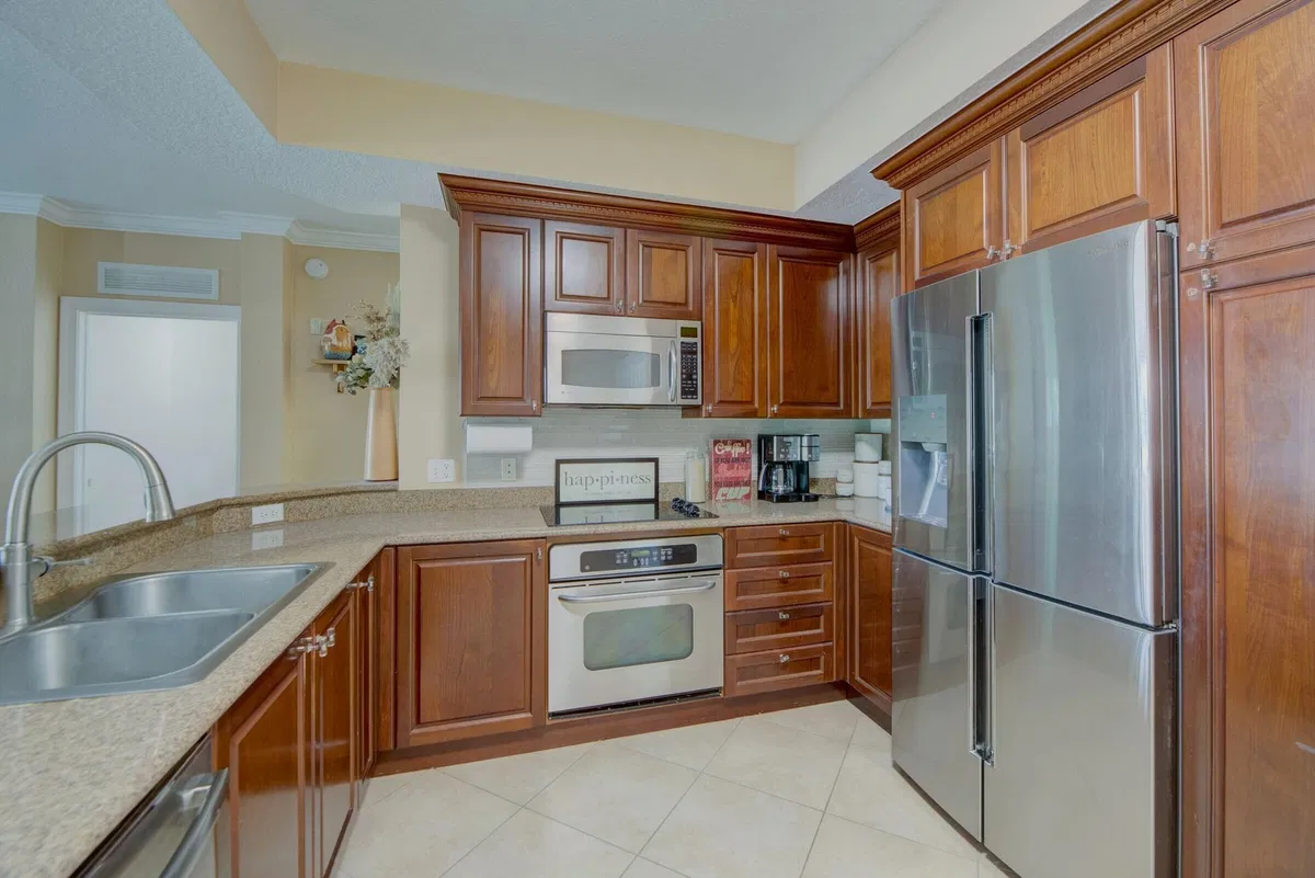 Residence photo 10