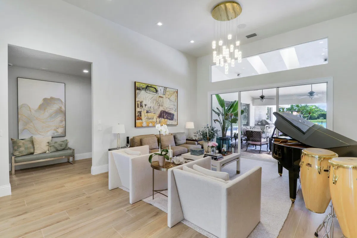 Steeplechase Residence photo 7