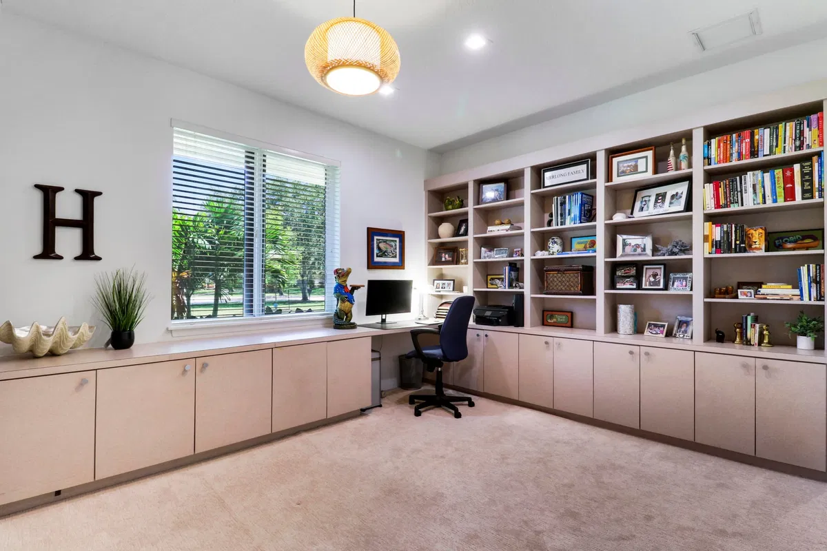 Steeplechase Residence photo 61