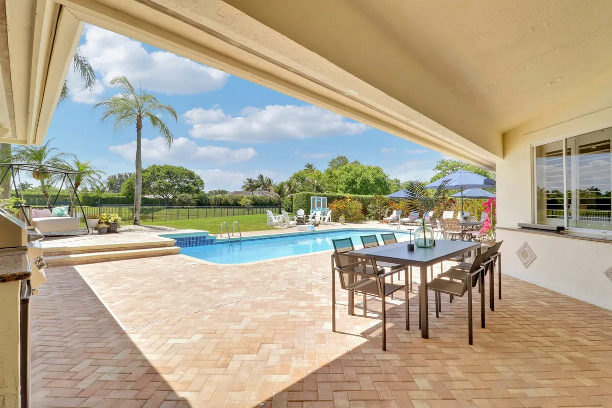 Steeplechase Residence photo 70