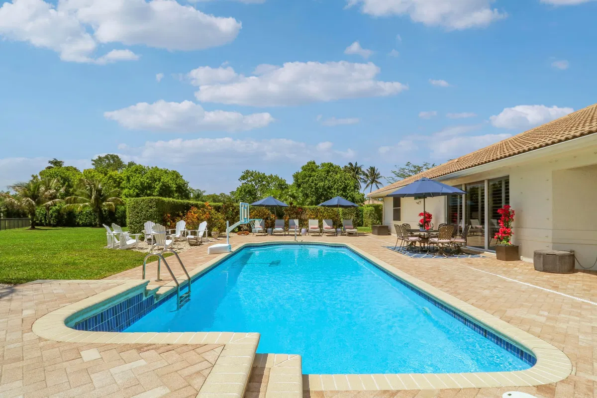 Steeplechase Residence photo 73
