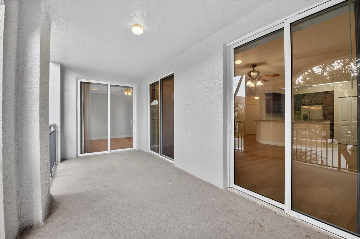 Renaissance Commons II Unit 1219 photo 28