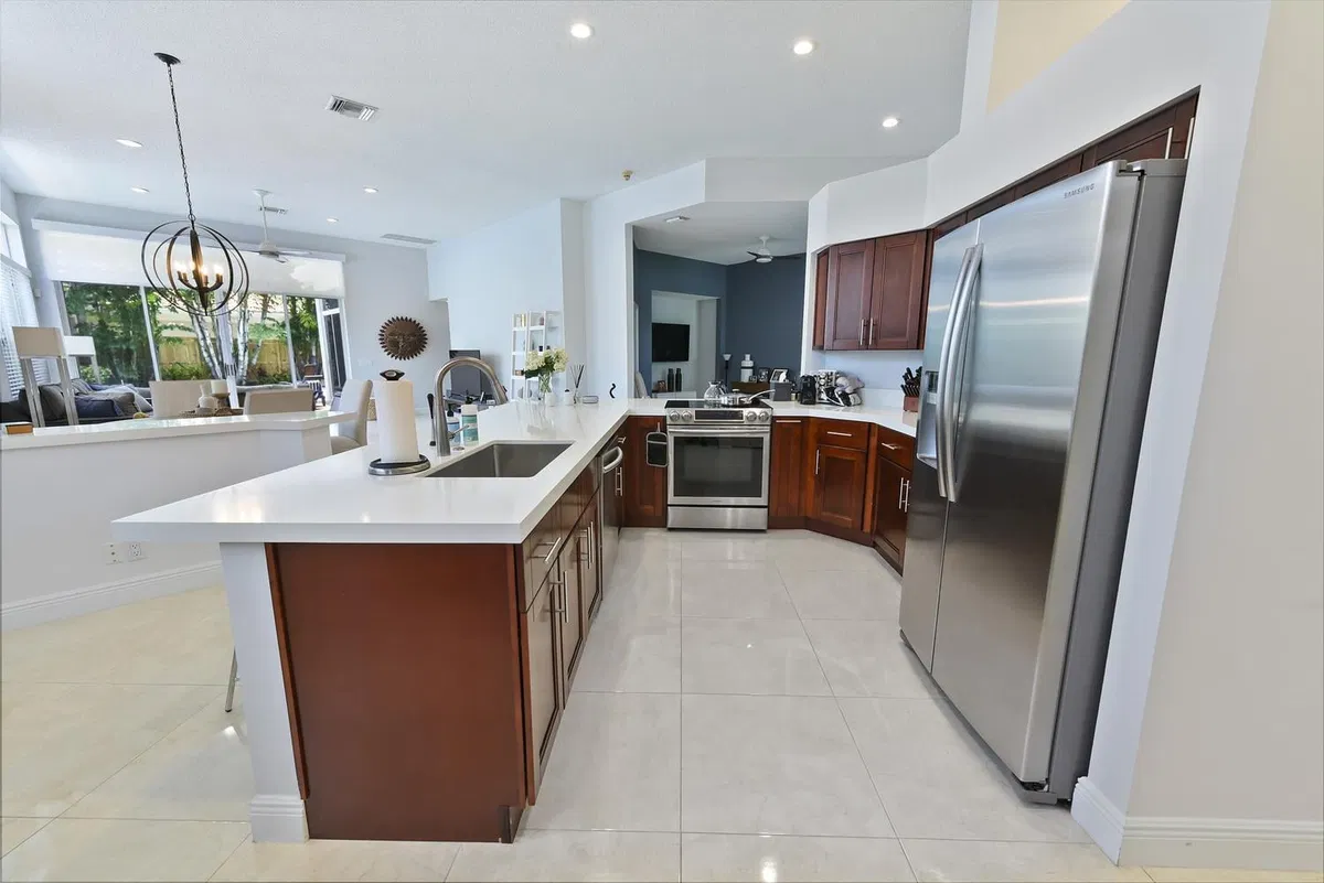 Residence photo 10