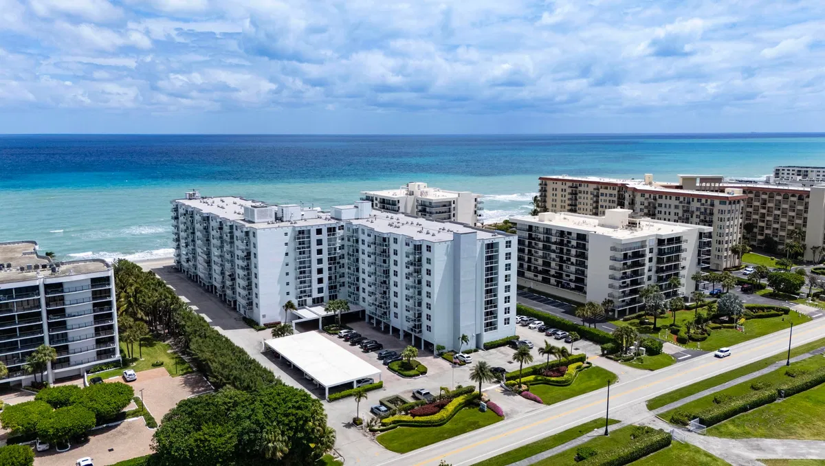 The Patrician of Palm Beach Unit 327 photo 31
