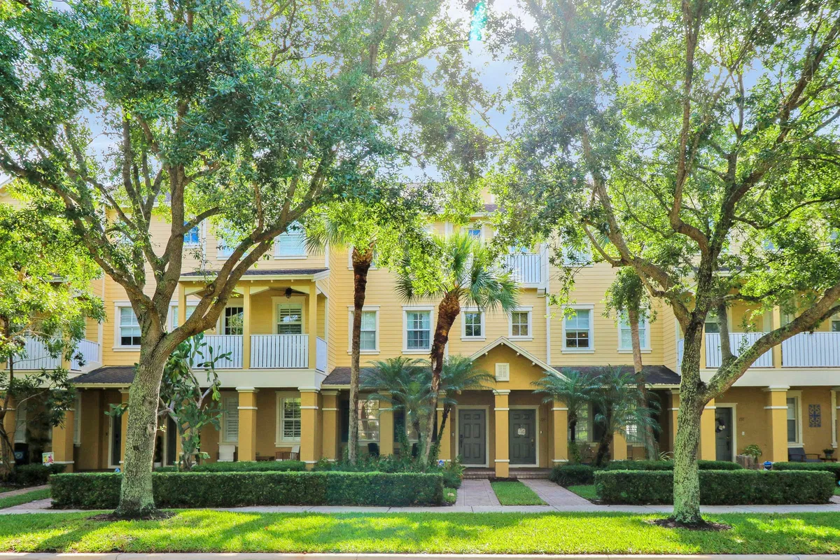 Botanica Residence