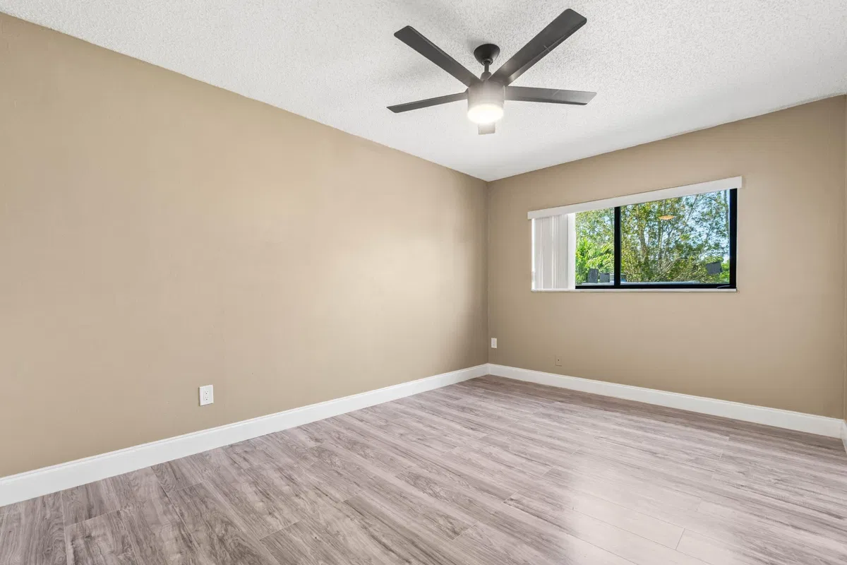 Residence photo 28