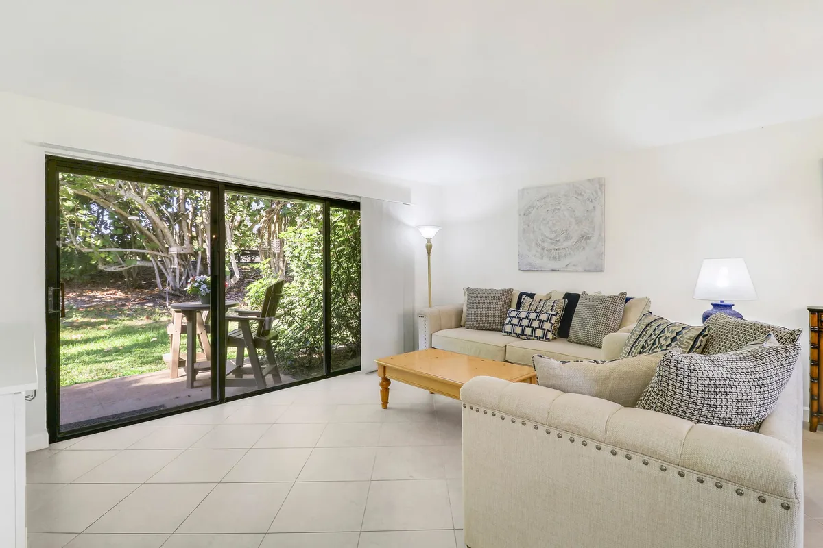 PGA National Palm Beach Gardens Residence photo 19