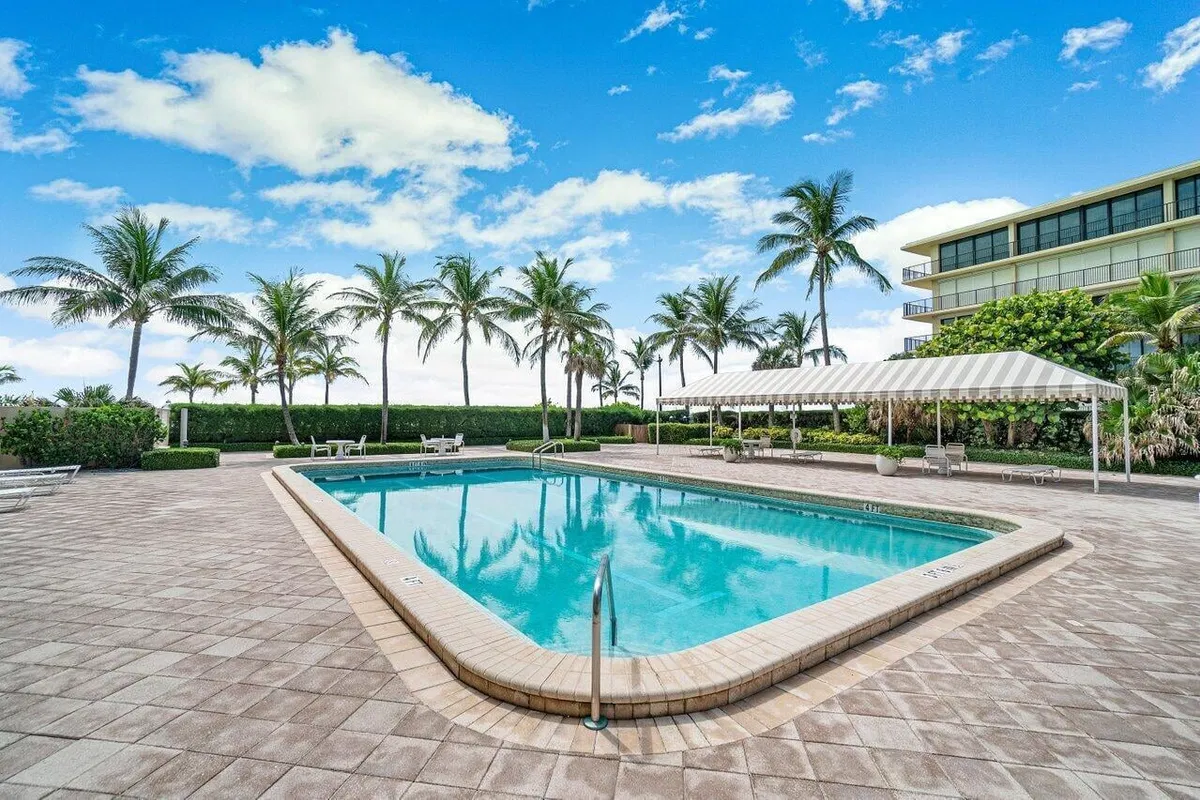 North End Palm Beach Unit 204 photo 22