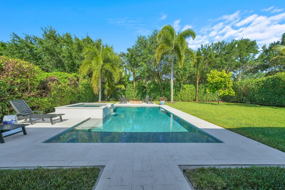 Mallory Creek Abacoa Residence photo 52