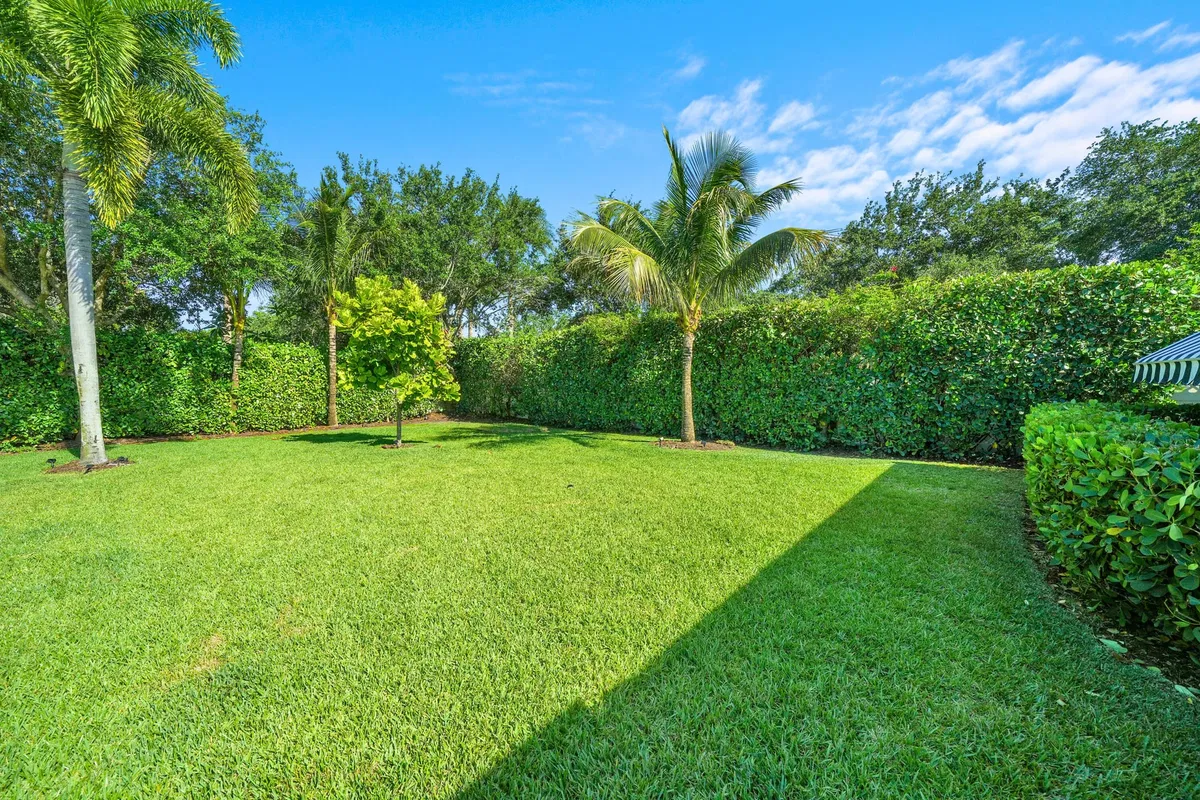 Mallory Creek Abacoa Residence photo 58