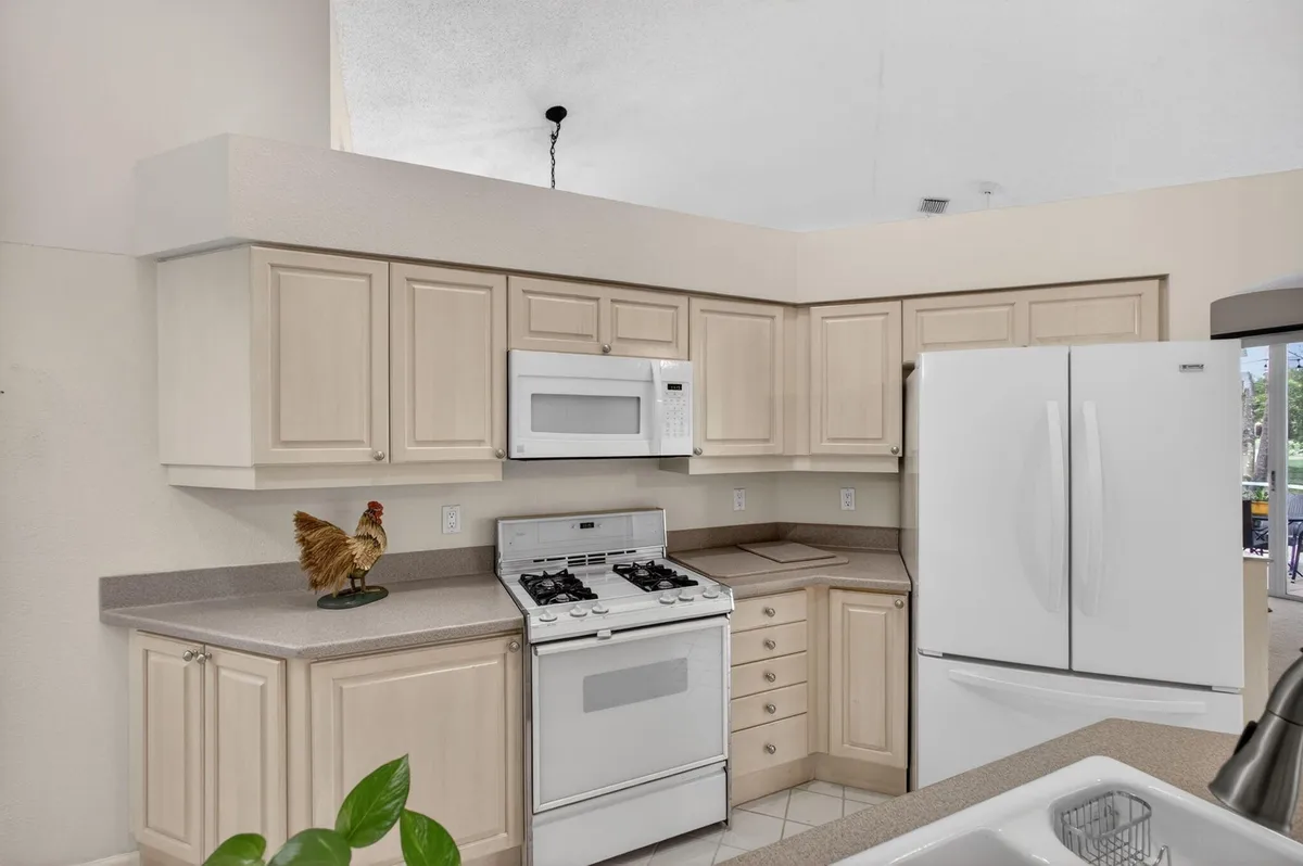 PGA National Palm Beach Gardens Residence photo 25