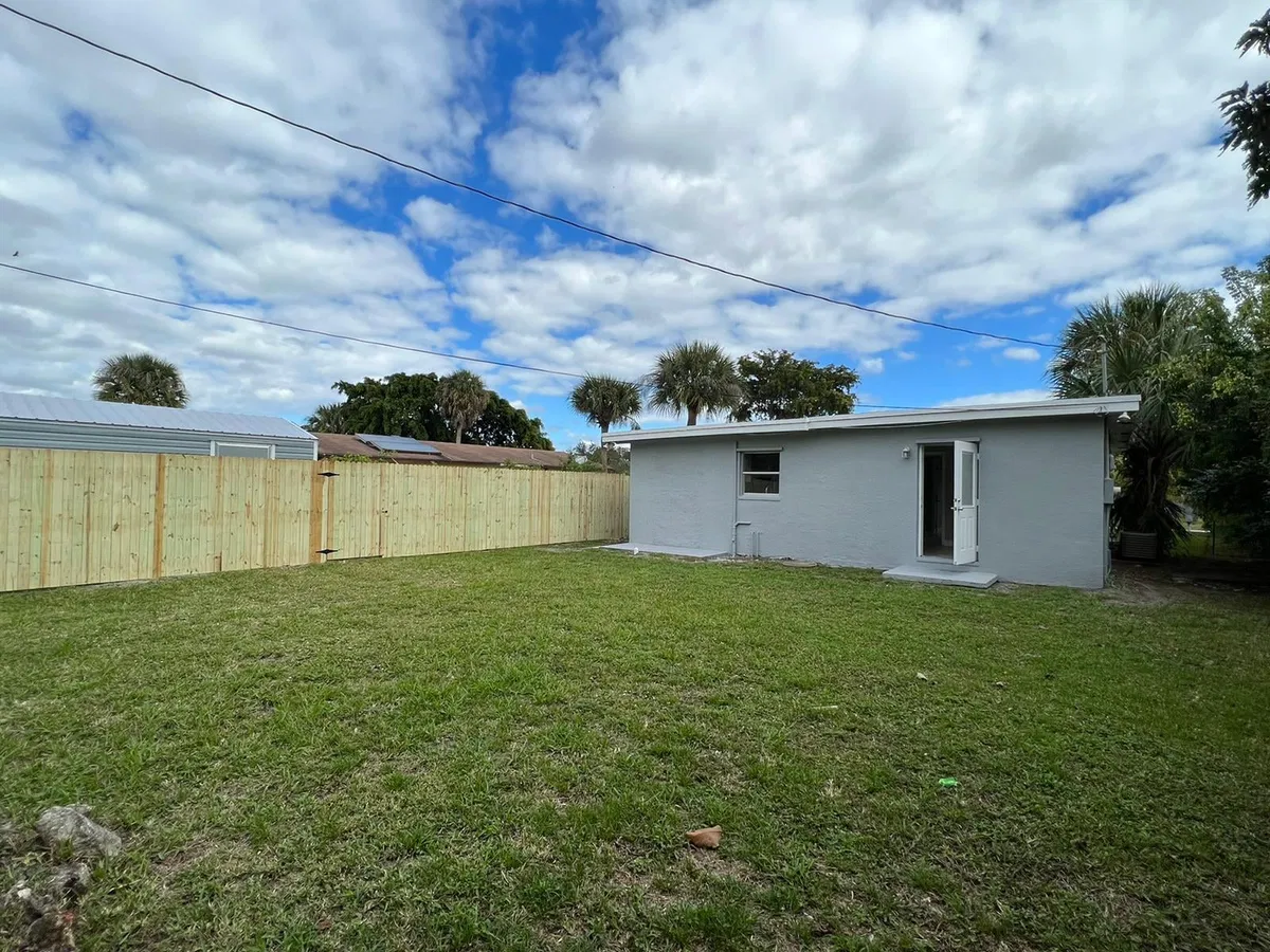 Residence photo 7