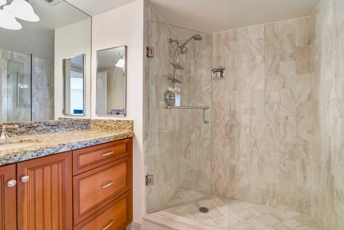 500 S Ocean Boca Unit 1006 photo 22