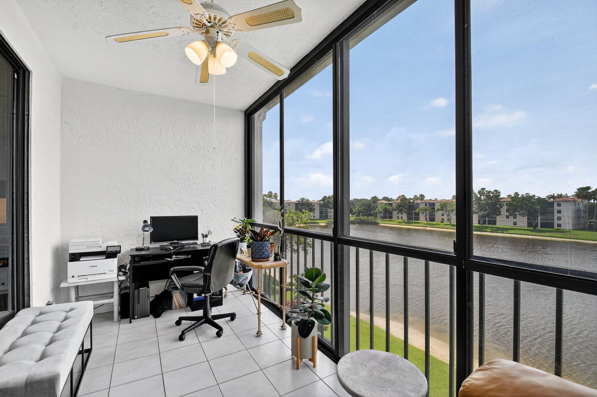 Unit 402 photo 19