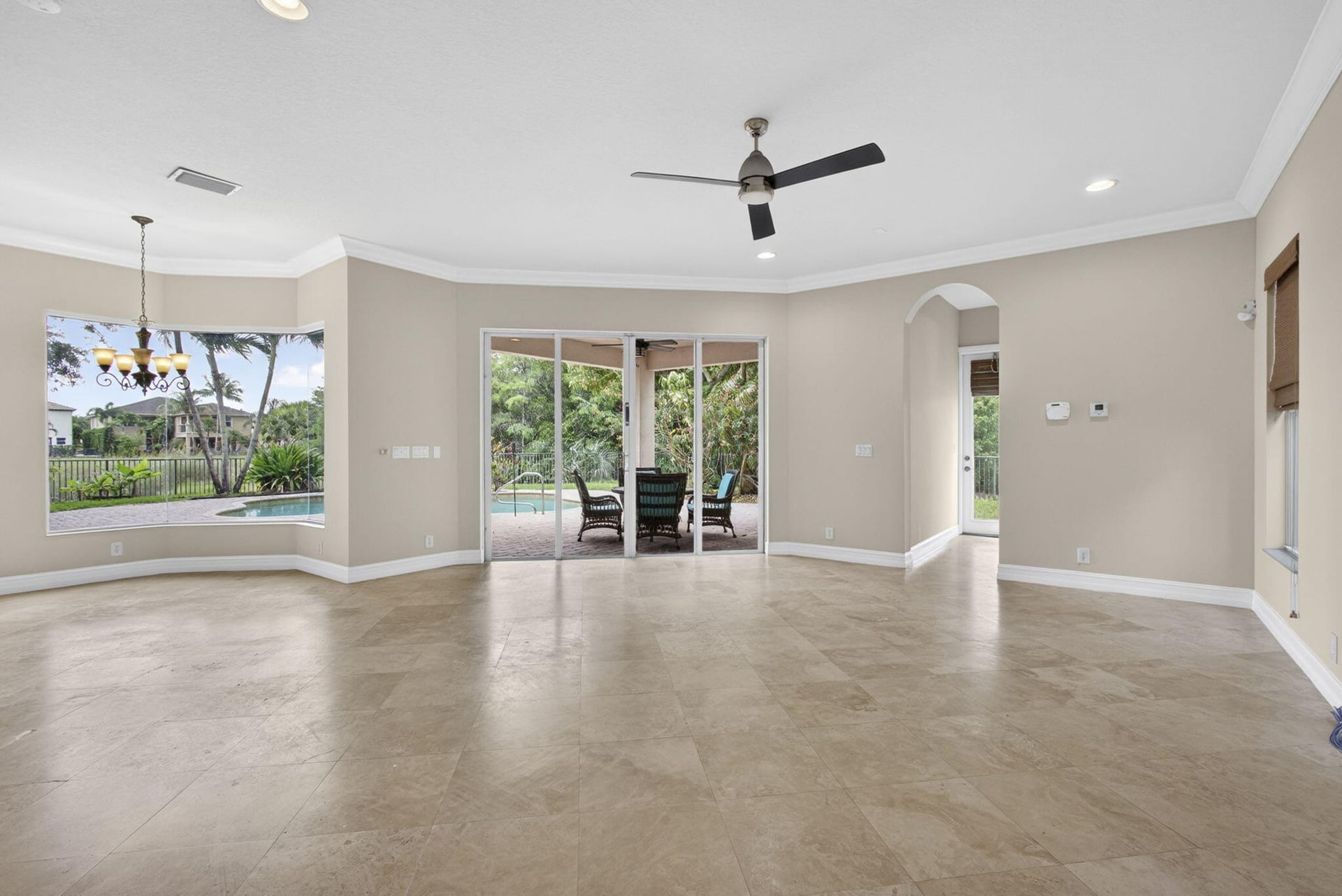 Residence photo 19