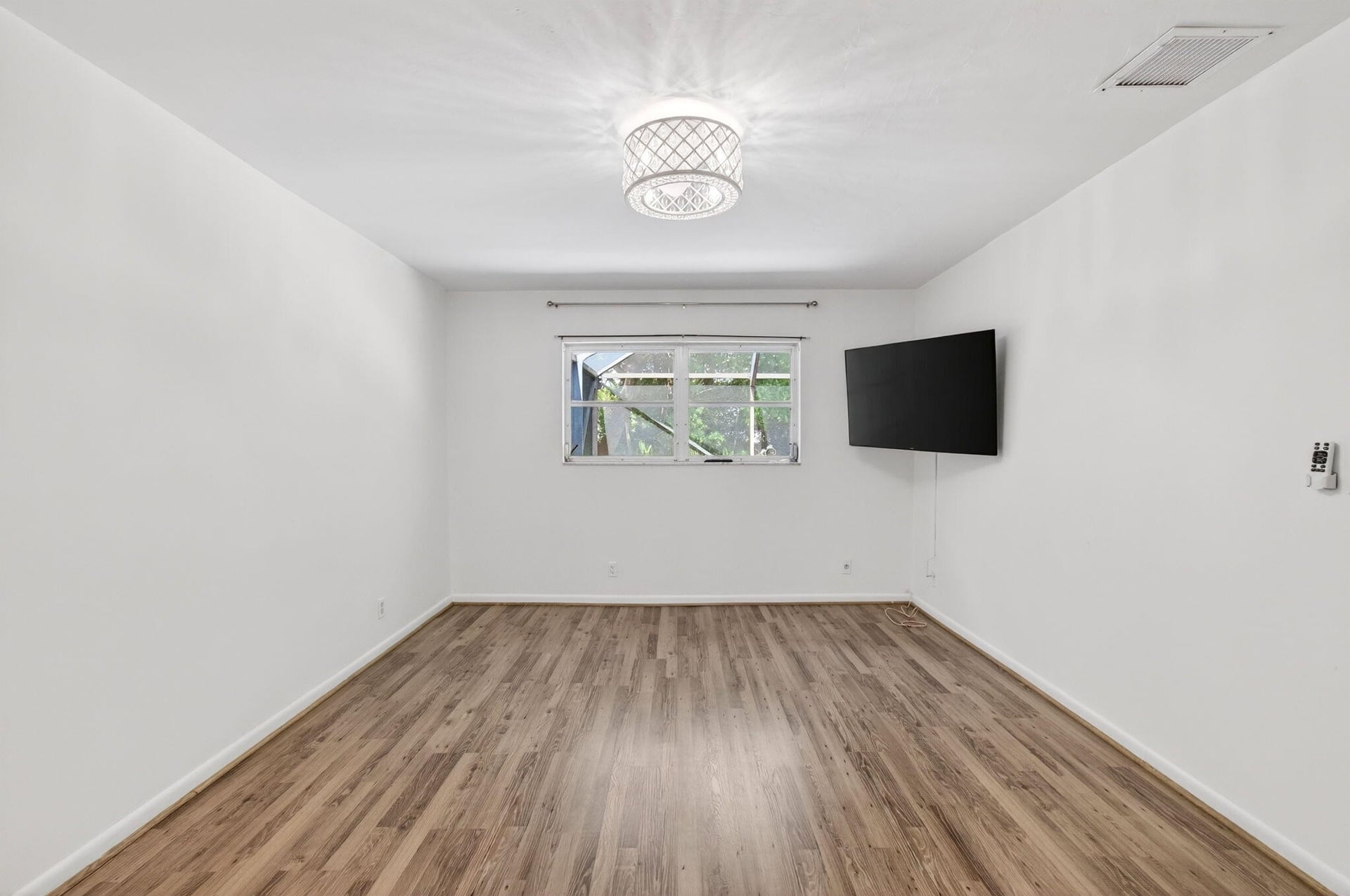 Residence photo 31
