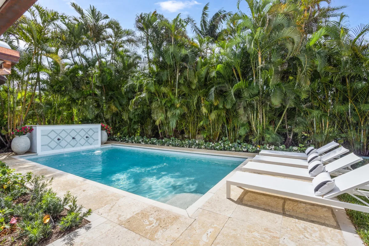 North End Palm Beach Residence photo 40
