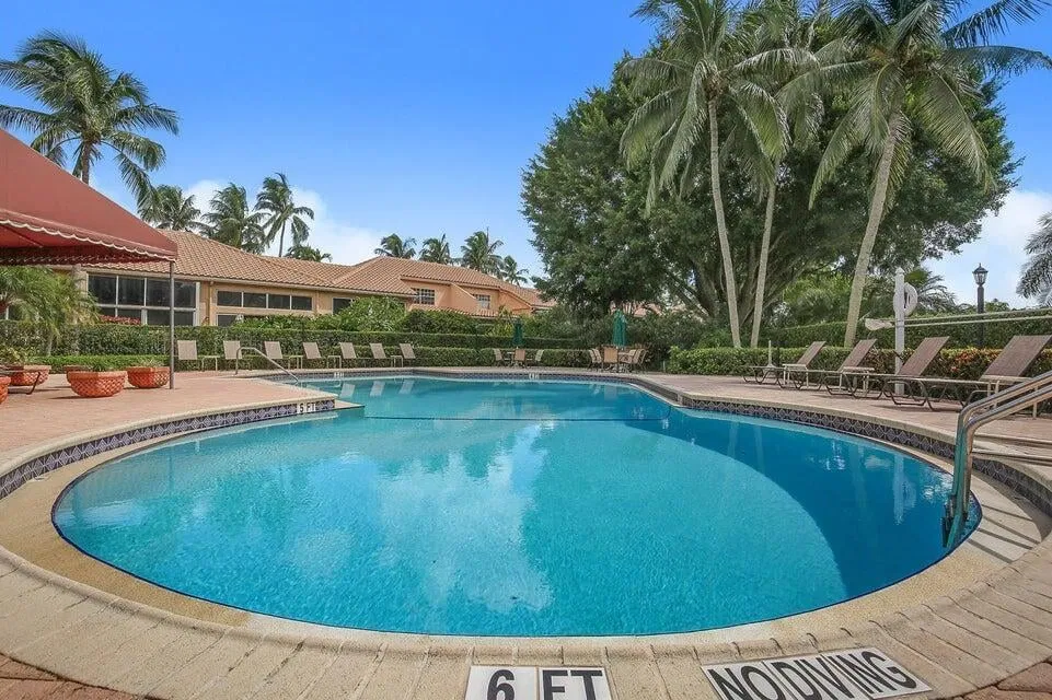 Unit 1401 photo 19