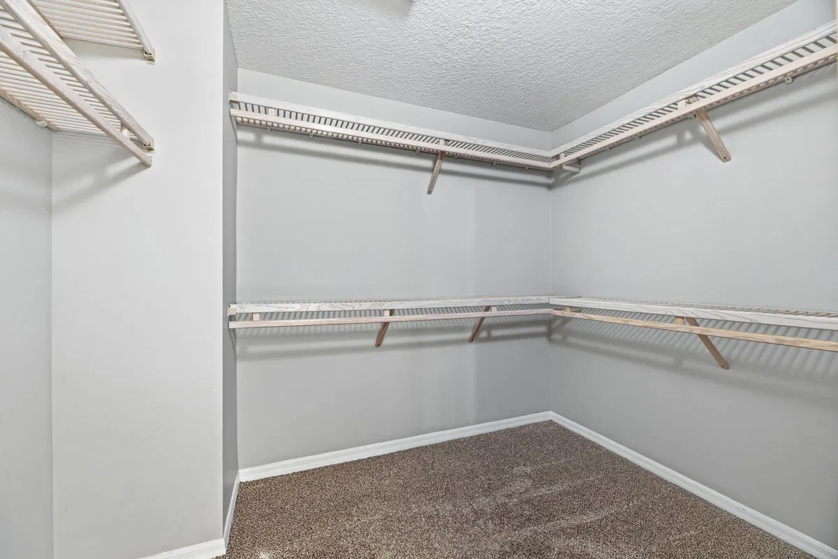 Residence photo 25