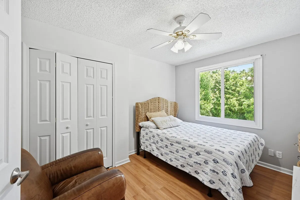 Residence photo 34
