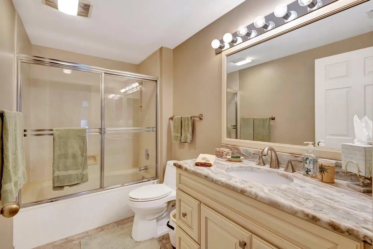 Jonathan's Landing Jupiter FL Unit 151 photo 19