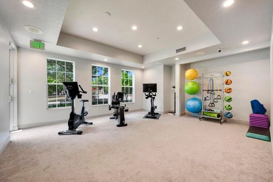 Canterbury Place Residence photo 49