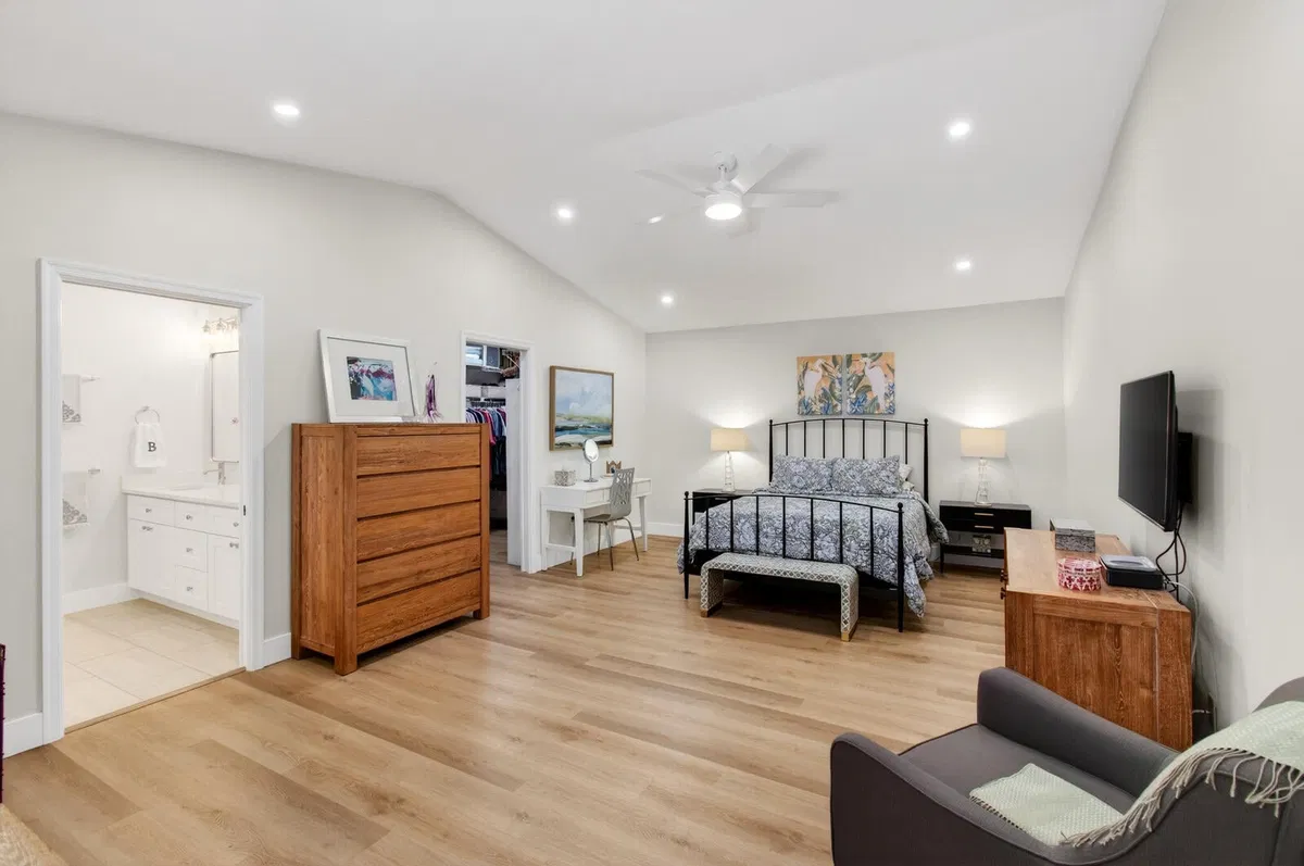 Residence photo 22