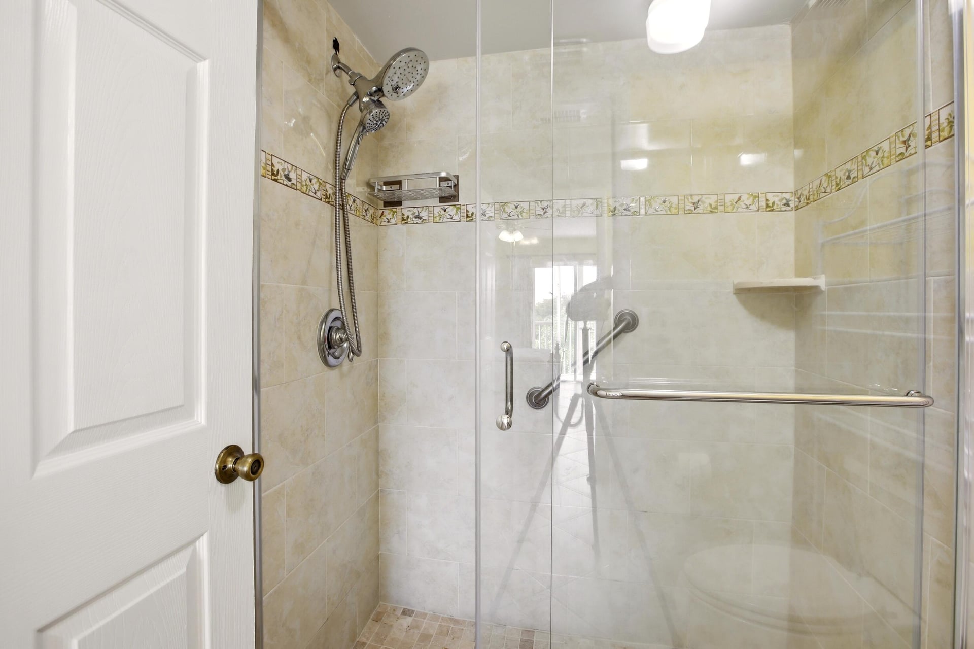 Unit 407 photo 28