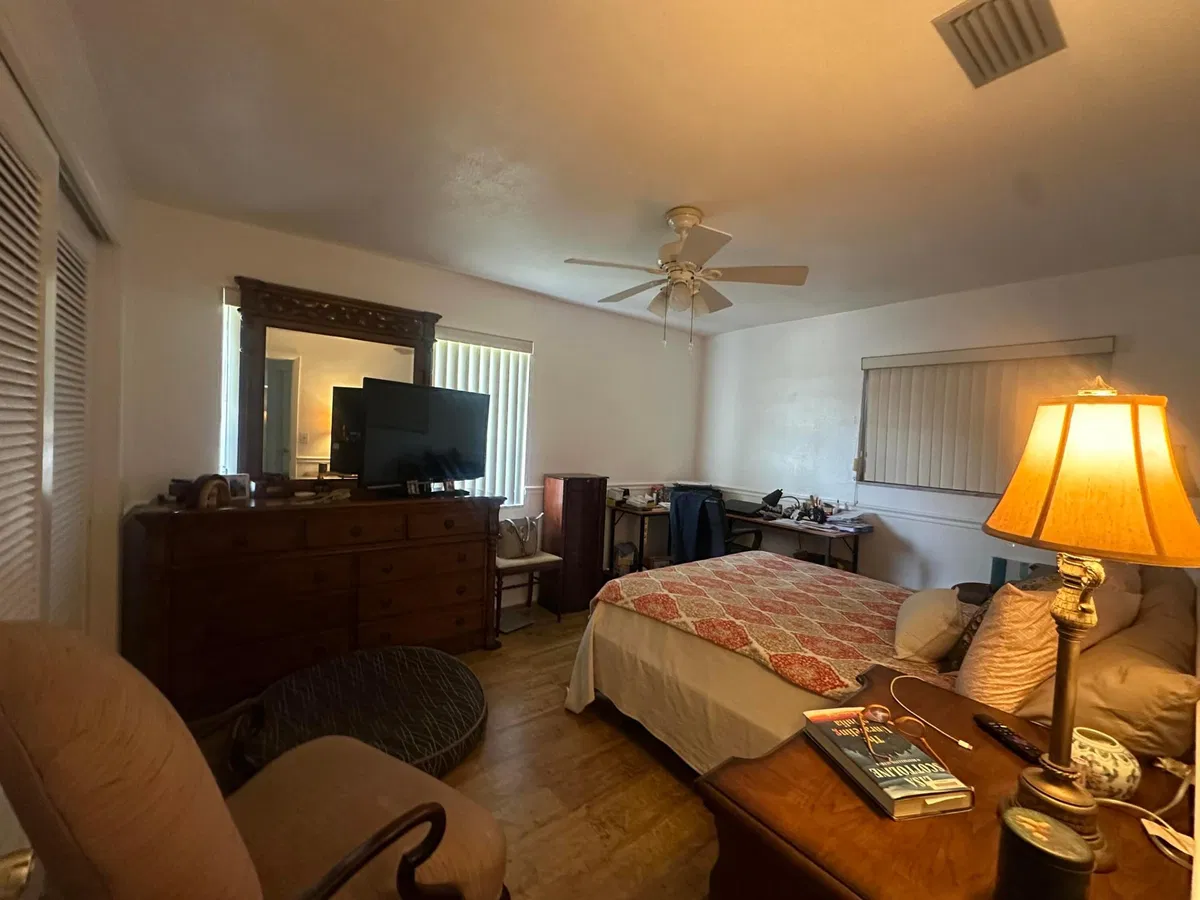 Residence photo 4