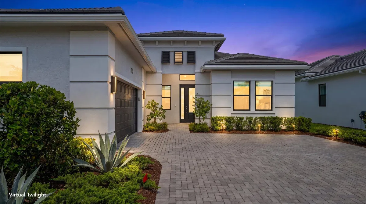Residence photo 4