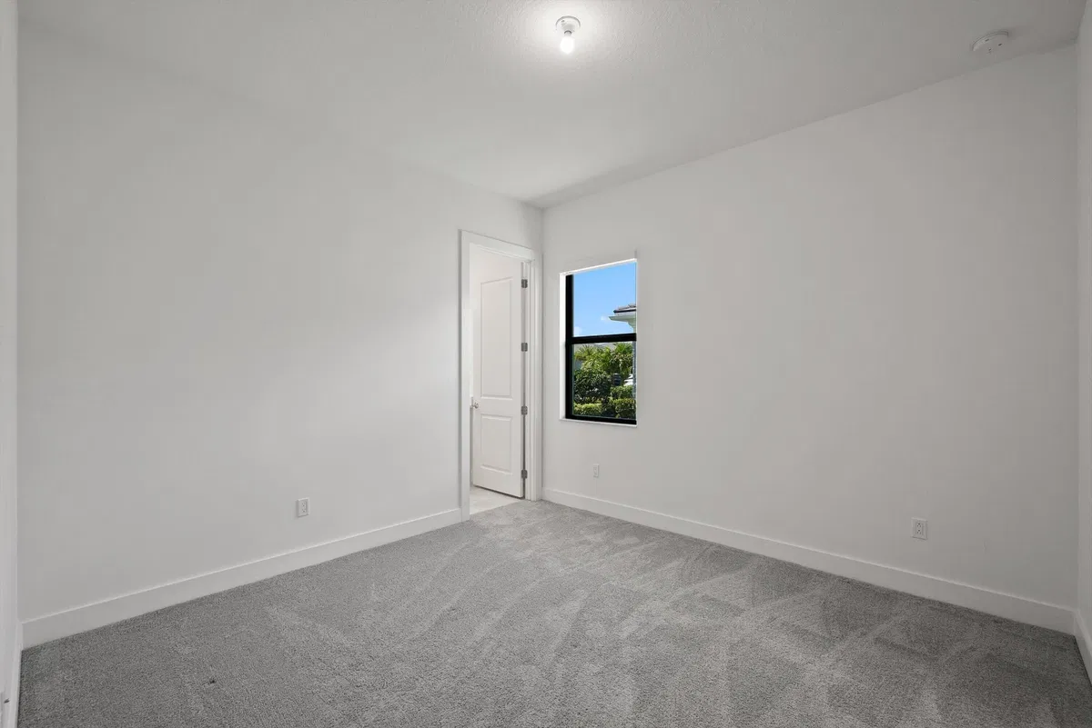Residence photo 31
