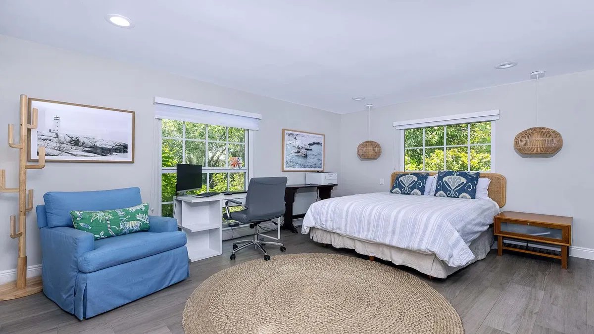 Residence photo 22