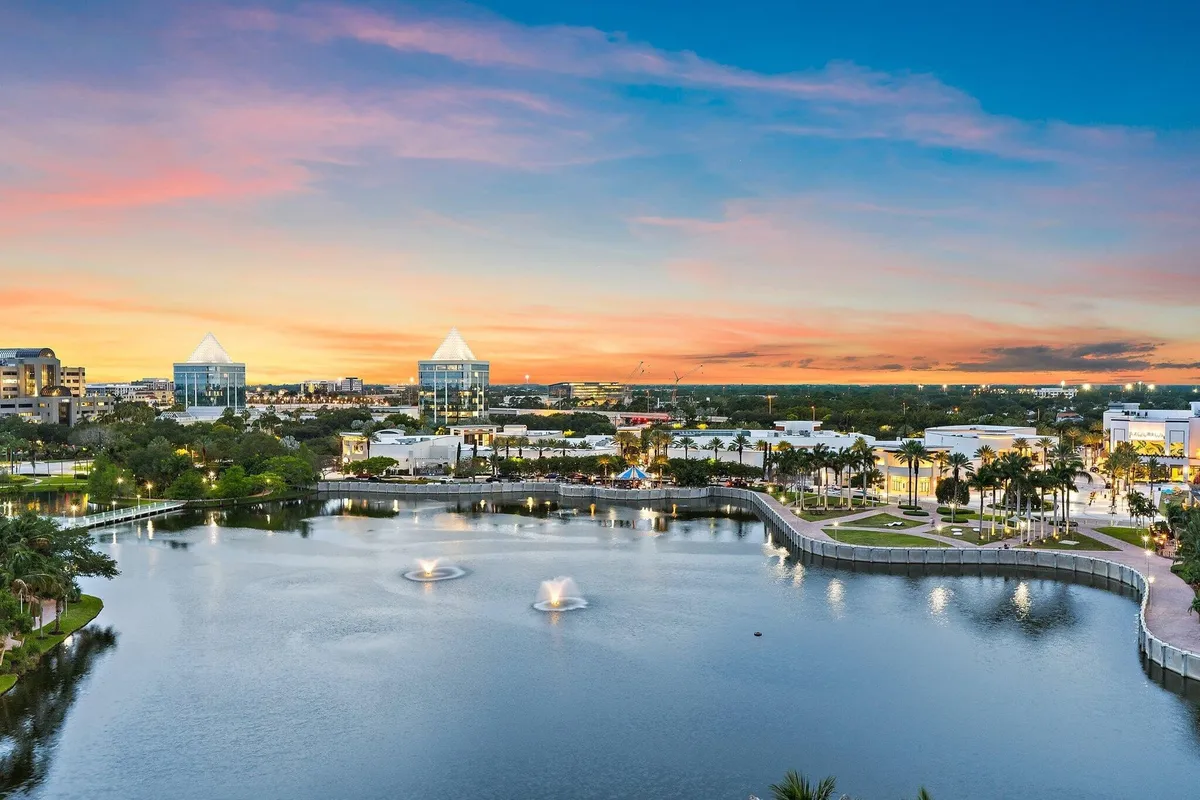 The Landmark Palm Beach Gardens Unit 902b