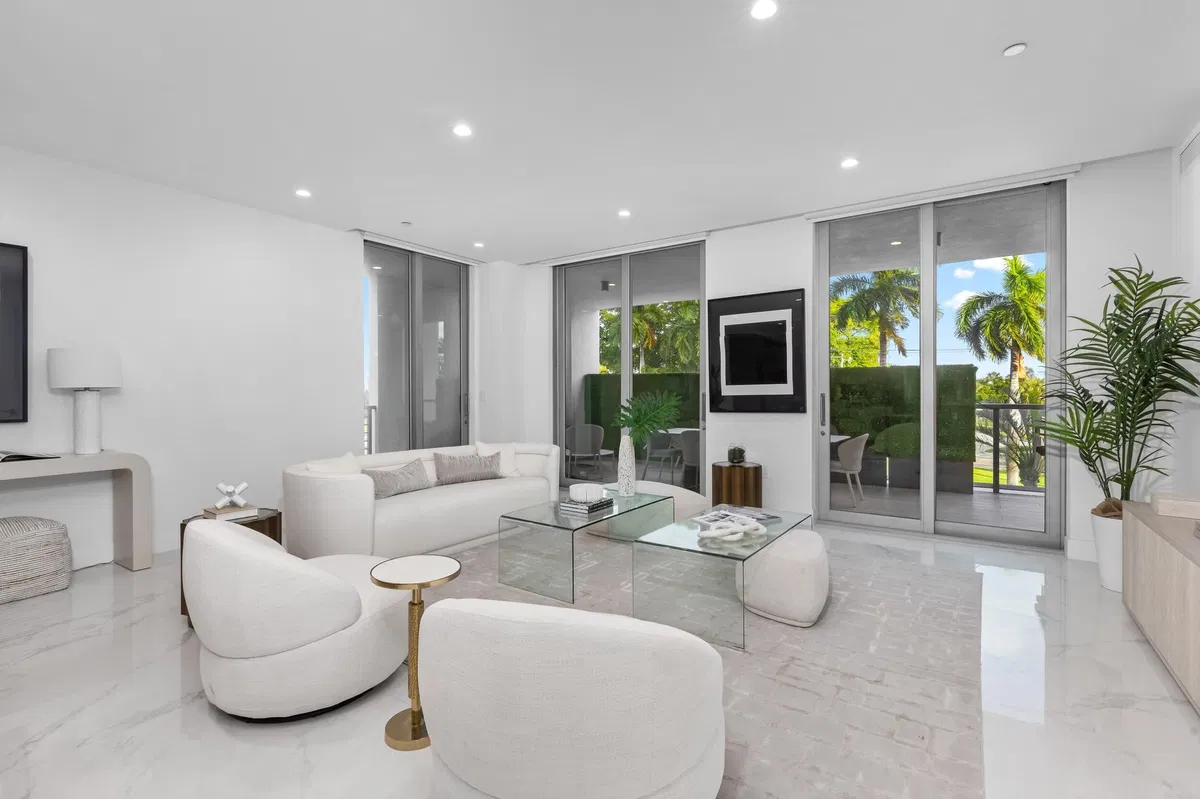 Royal Palm Residences Boca Raton Unit 201 photo 10