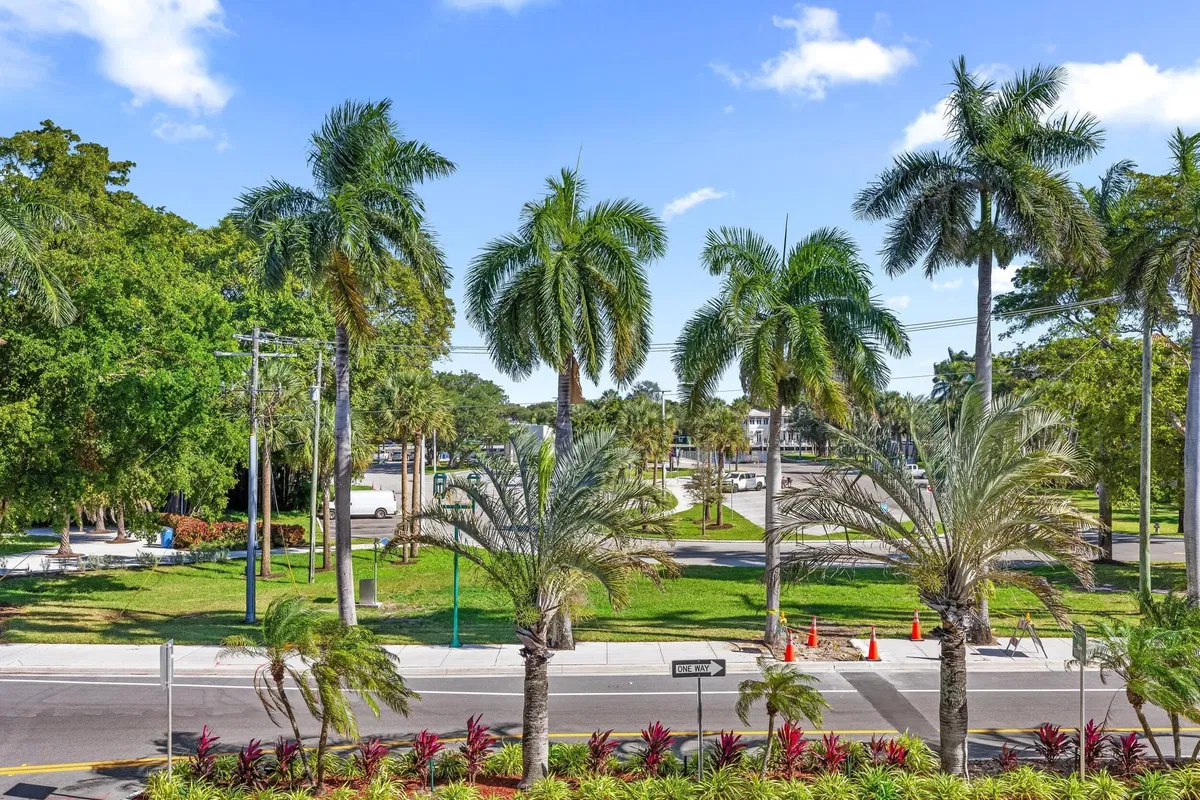 Royal Palm Residences Boca Raton Unit 201 photo 16