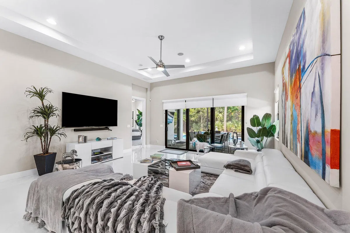 Artistry Palm Beach Gardens Residence photo 16