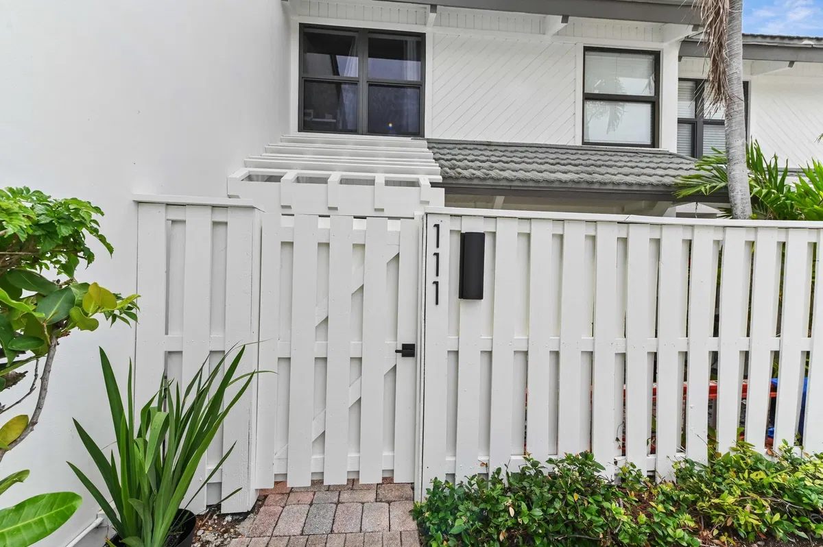 South Palm Beach Unit 111 photo 34