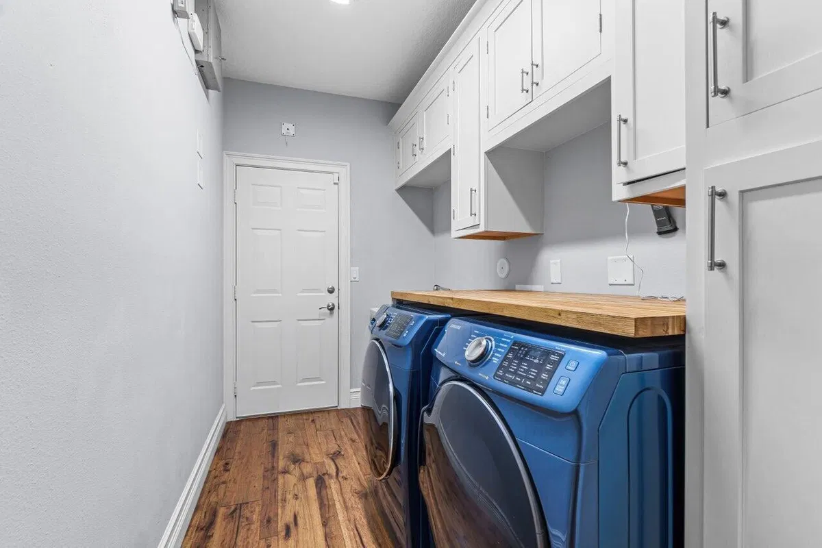 Residence photo 46