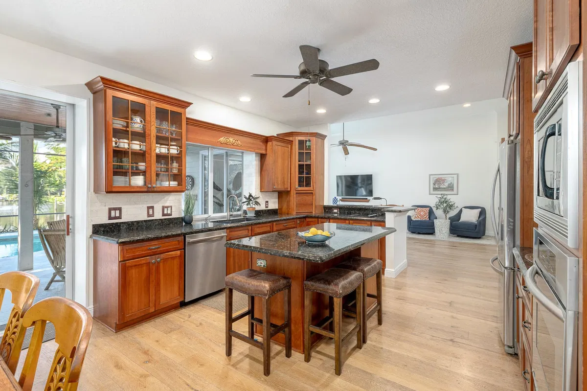  Residence photo 31