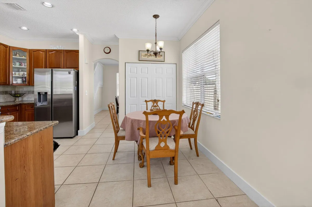 Residence photo 13