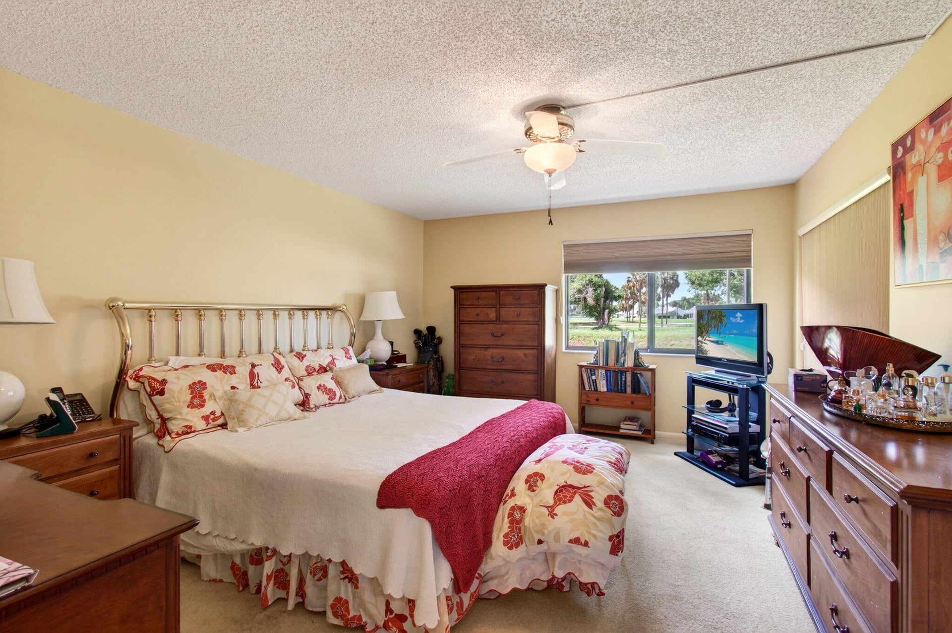 Unit 104 photo 25